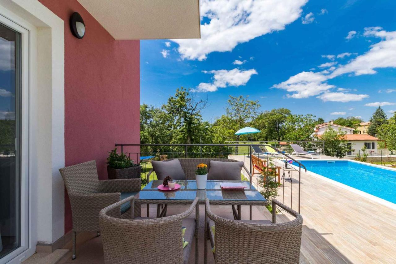 Holiday Home In Tinjan - Istrien 44359 Exterior foto